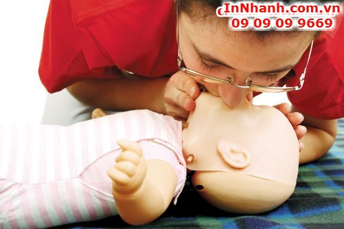 [Sơ cấp cứu] – Sơ cứu khi trẻ bị sặc bột, cháo